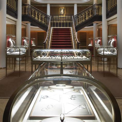 buying cartier watch in paris|cartier flagship store paris.